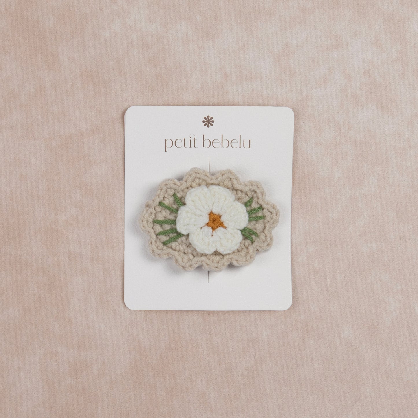 daisy crochet hair clip | beige