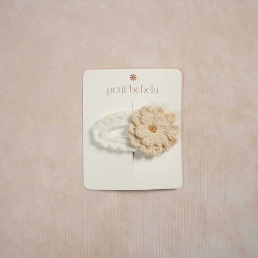 double layer daisy hair clip | beige