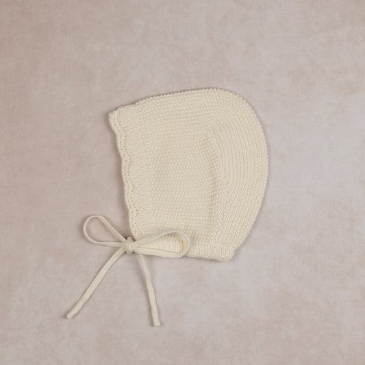 scalloped knit bonnet | ivory